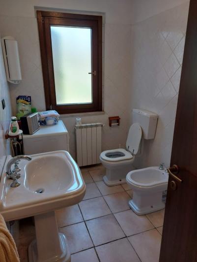 Image No.12-2 Bed Villa / Detached for sale