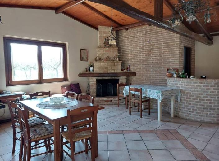 Image No.9-2 Bed Villa / Detached for sale