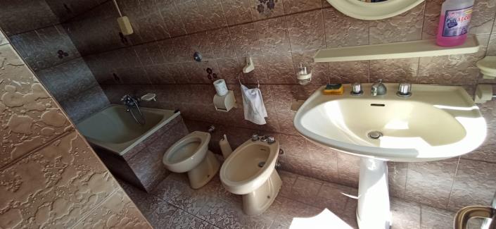 Image No.13-3 Bed Property for sale