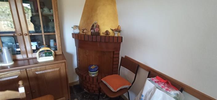 Image No.10-3 Bed Property for sale