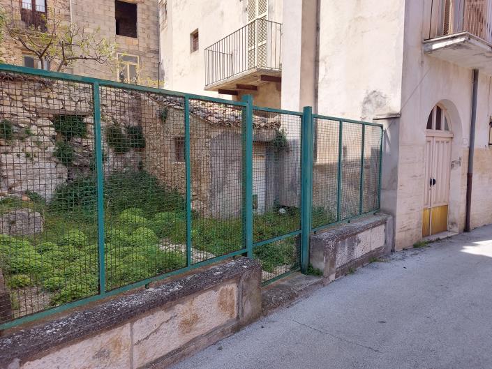 Image No.8-4 Bed Townhouse for sale