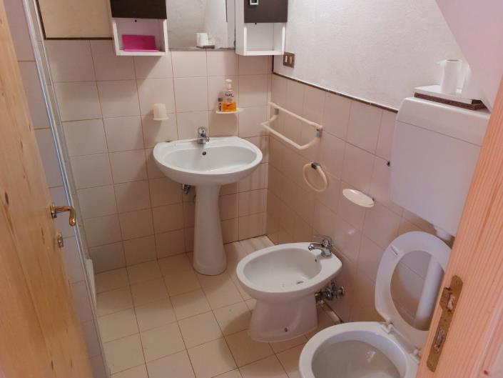 Image No.17-3 Bed Townhouse for sale