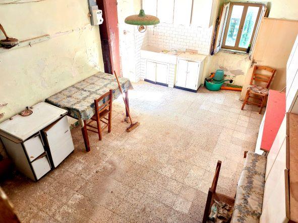 Image No.10-5 Bed Country House for sale