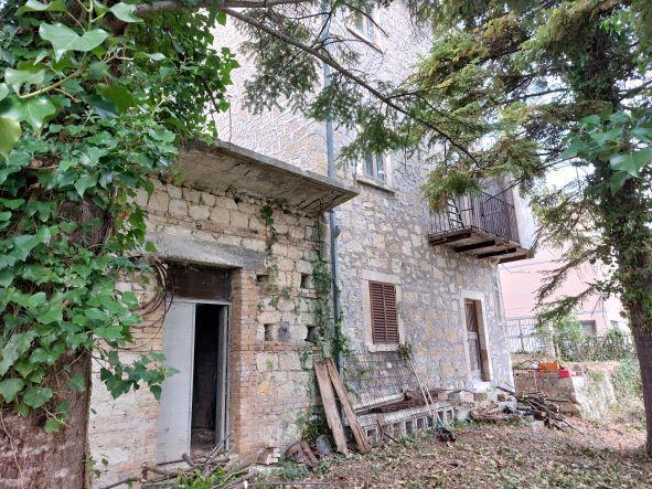 Image No.4-5 Bed Country House for sale