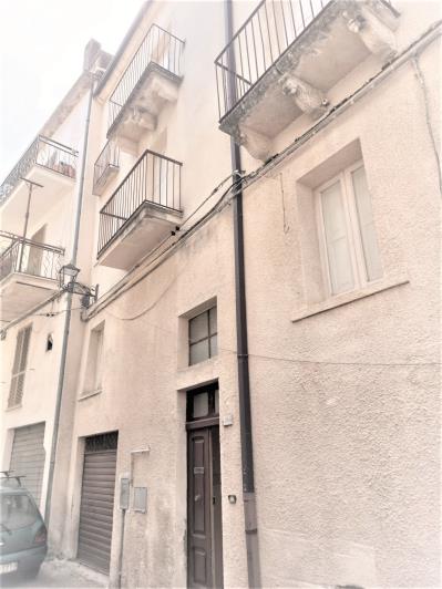 Image No.4-3 Bed Townhouse for sale