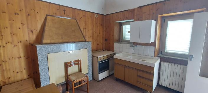 Image No.13-4 Bed House for sale