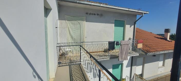 Image No.28-4 Bed House for sale