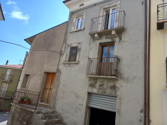 Image No.4-4 Bed Townhouse for sale