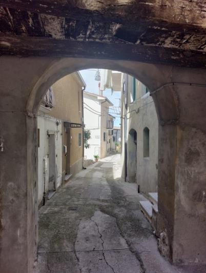 Image No.2-Maison de ville de 2 chambres à vendre à Casoli