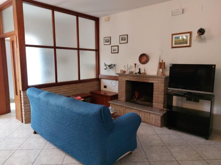 Image No.7-Maison de ville de 2 chambres à vendre à Casoli