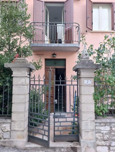 Image No.2-3 Bed Townhouse for sale