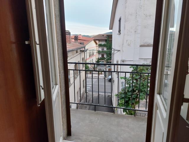 Image No.12-3 Bed Townhouse for sale