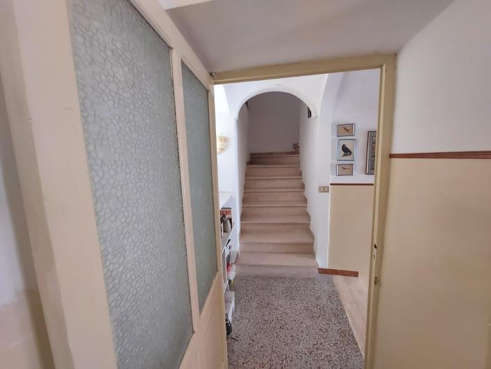 Image No.20-Maison de ville de 3 chambres à vendre à Palombaro