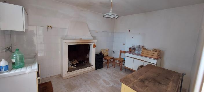 Image No.2-3 Bed Country House for sale