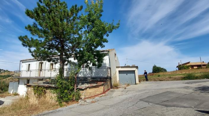 Image No.3-3 Bed Country House for sale