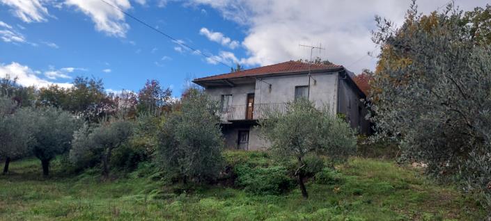 Image No.2-Propriété de pays de 2 chambres à vendre à Palombaro