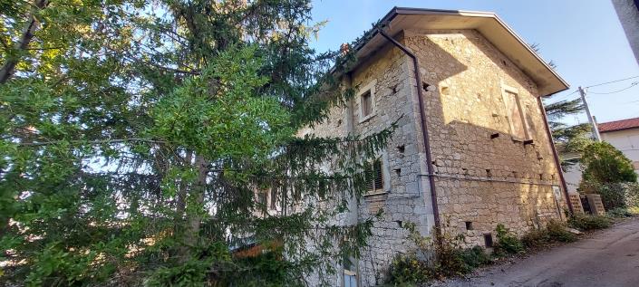 Image No.2-Propriété de pays de 2 chambres à vendre à Palombaro