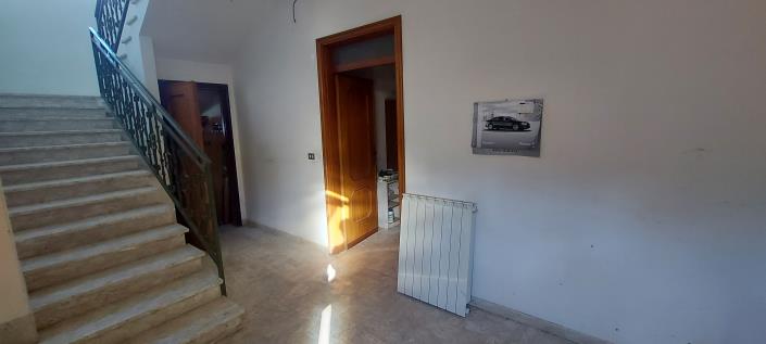 Image No.5-6 Bed House/Villa for sale