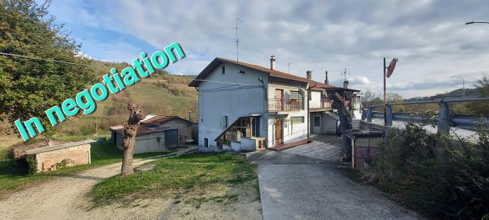 Image No.1-Propriété de pays de 3 chambres à vendre à Guardiagrele