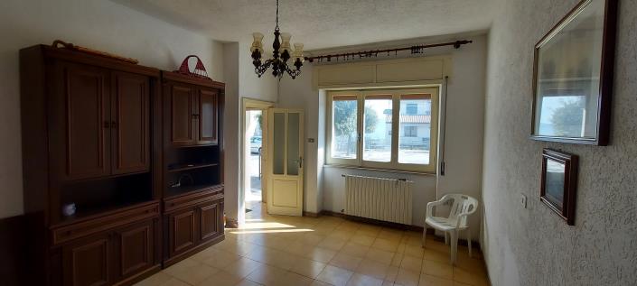 Image No.4-2 Bed Townhouse for sale