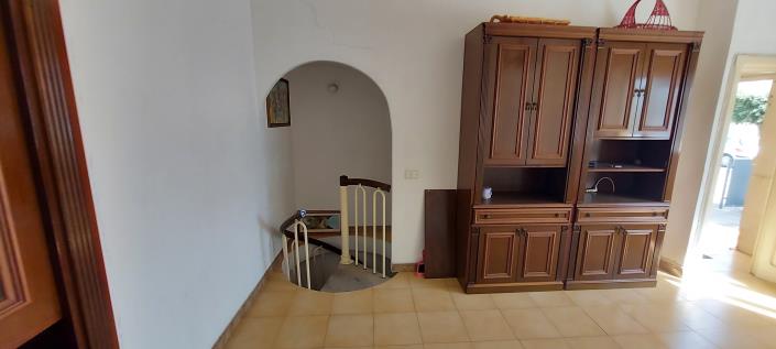 Image No.5-2 Bed Townhouse for sale