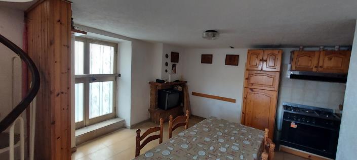 Image No.7-2 Bed Townhouse for sale