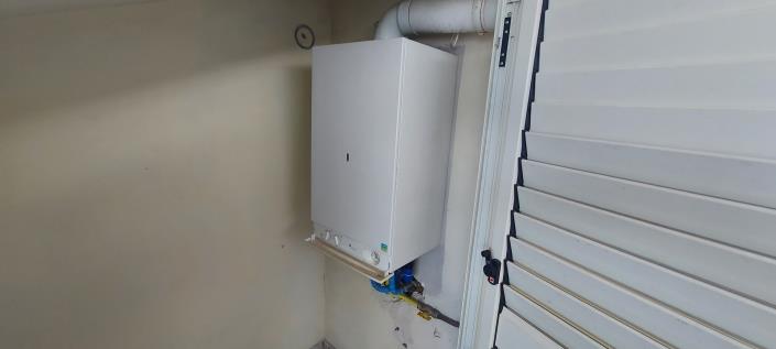 Image No.14-2 Bed Townhouse for sale