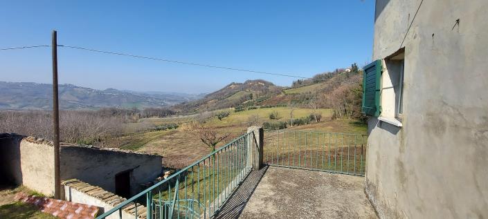 Image No.17-2 Bed Country Property for sale