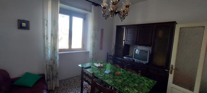 Image No.8-Ferme de 3 chambres à vendre à Palombaro