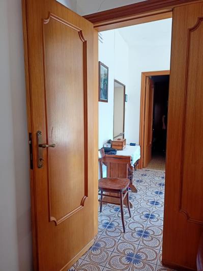 Image No.19-1 Bed Townhouse for sale