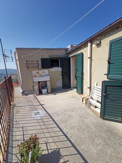 Image No.39-1 Bed Townhouse for sale