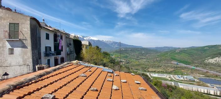 Image No.27-2 Bed Townhouse for sale