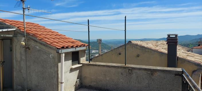 Image No.26-2 Bed Townhouse for sale