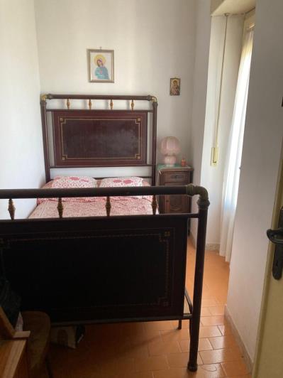 Image No.22-2 Bed Townhouse for sale