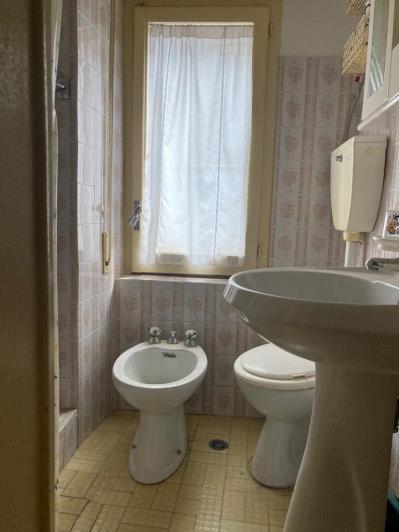 Image No.23-2 Bed Townhouse for sale