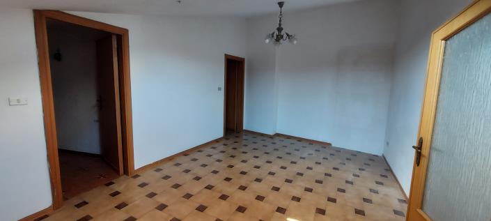 Image No.12-2 Bed Townhouse for sale