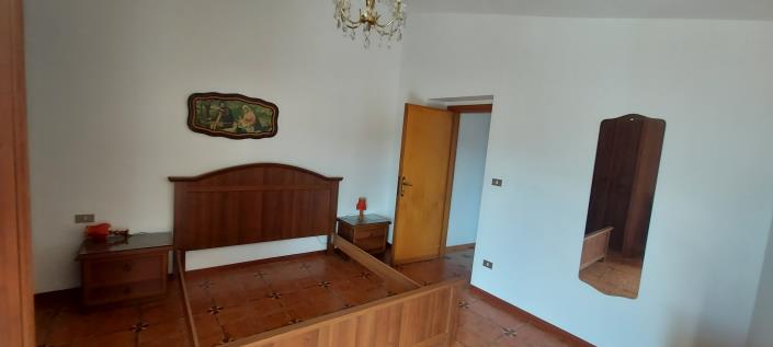 Image No.15-2 Bed Townhouse for sale