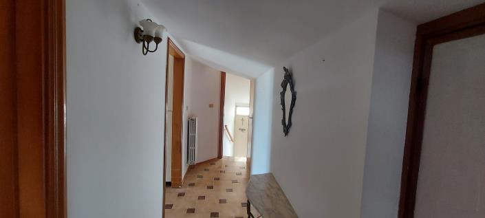 Image No.24-2 Bed Townhouse for sale