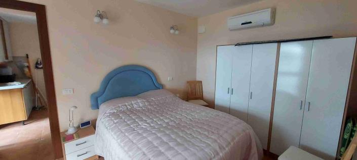 Image No.20-5 Bed Country Property for sale