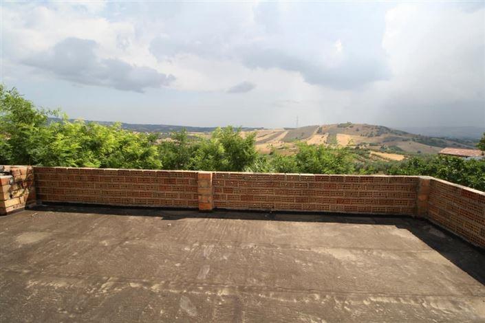 Image No.20-Propriété de pays de 4 chambres à vendre à Lanciano