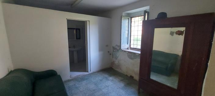 Image No.15-4 Bed Country House for sale