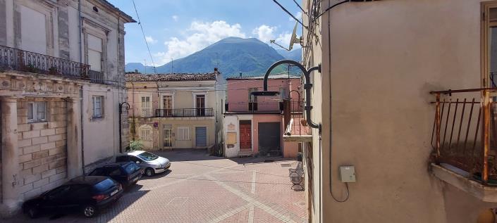 Image No.16-3 Bed Townhouse for sale