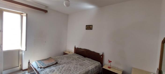 Image No.18-3 Bed Townhouse for sale