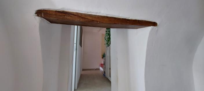 Image No.17-2 Bed Townhouse for sale