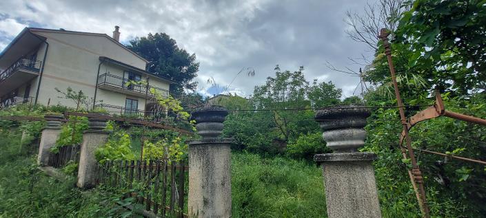 Image No.17-4 Bed House/Villa for sale