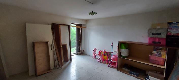 Image No.15-2 Bed Country Property for sale