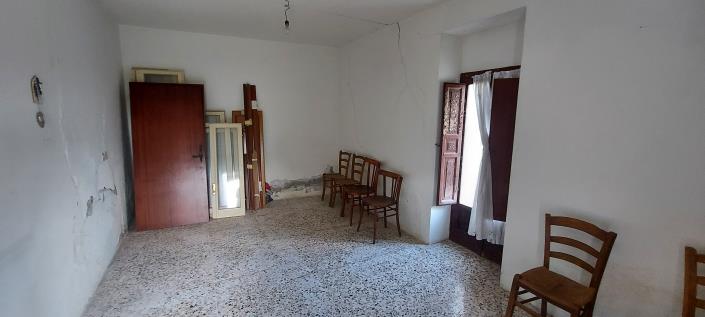 Image No.17-2 Bed Country Property for sale