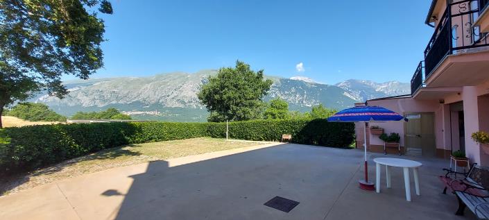 Image No.4-Propriété de pays de 4 chambres à vendre à Torricella Peligna