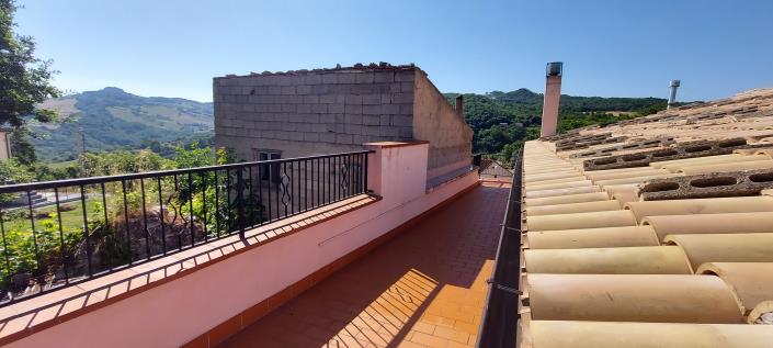 Image No.48-Propriété de pays de 4 chambres à vendre à Torricella Peligna