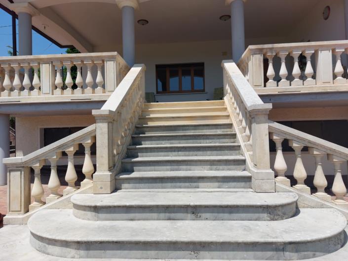 Image No.6-Villa / Détaché de 5 chambres à vendre à Rapino